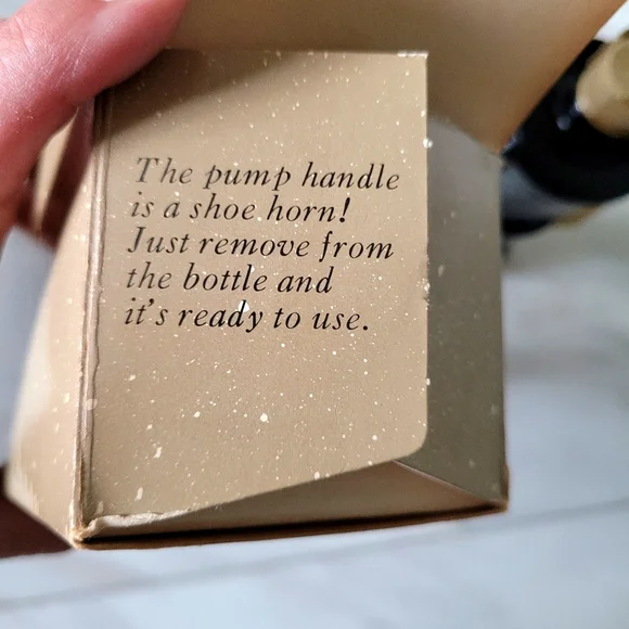 NIB Vintage Avon Pump Decanter Wild Country After Shave Lotion with Original Box - Picture 6 of 10